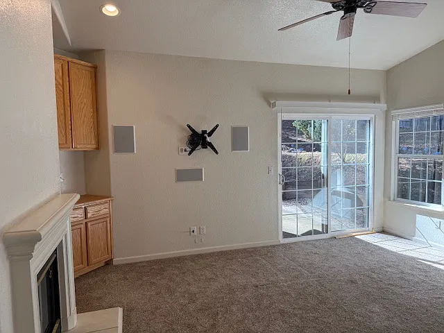 3 bed, 1564 sqft, $2,525 — Photo 4