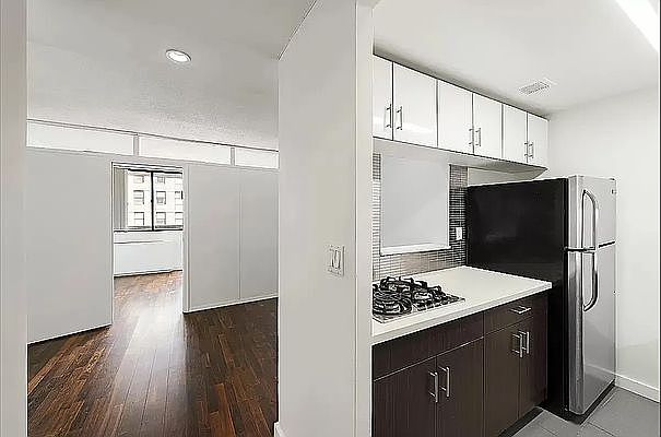 1st image of 184 Lexington Ave APT 13c