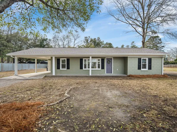 1268 Carolina Ave, Holly Hill, SC 29059