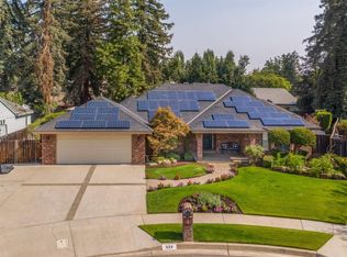 524 E Kelso Ave, Fresno, CA 93720