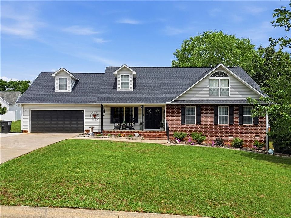 1st image of 166 Amberwood Dr