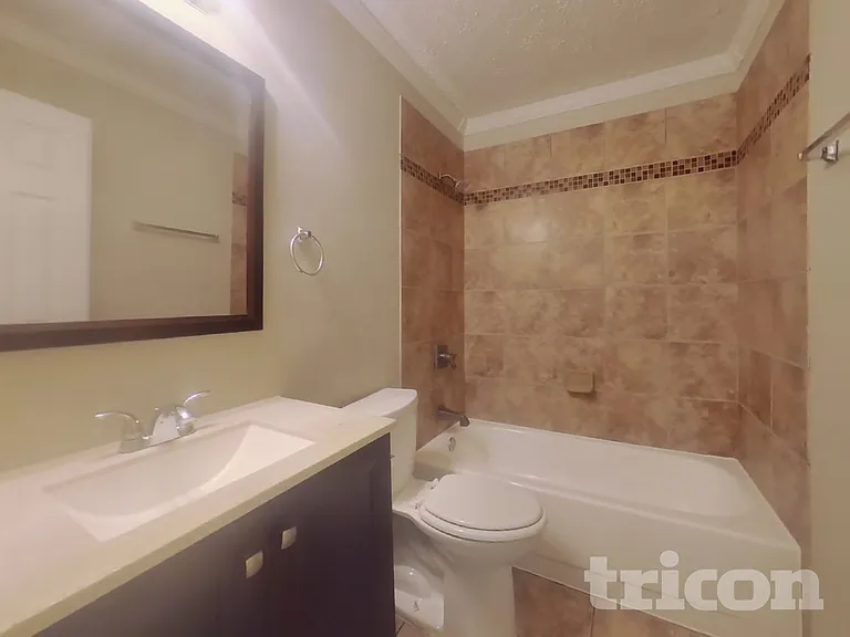 1203 Addison Ct — Photo 14