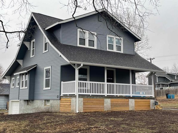 502 E 12th St, Falls City, NE 68355