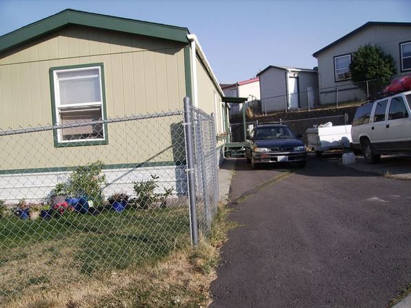 260 NW Golden Hills Dr SPACE 46