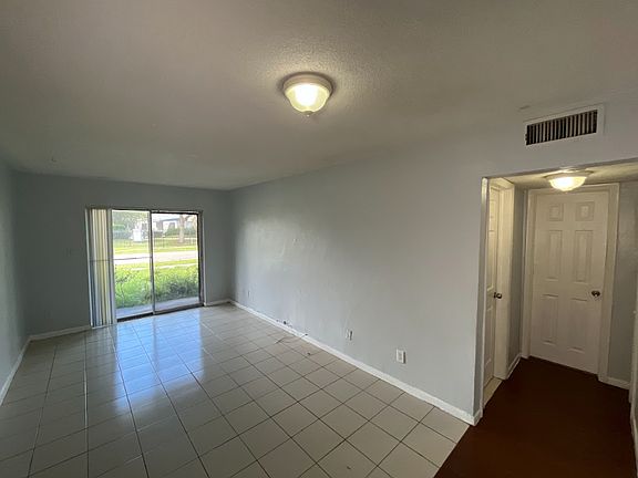 5th image of 3380-3400 NW 30th St #17521755