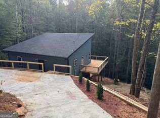 400 Molly Cir, Ellijay, GA 30540