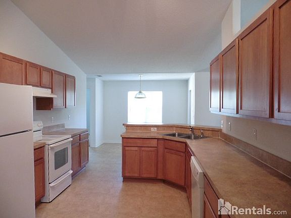 3rd image of 38 Palmyra Ln