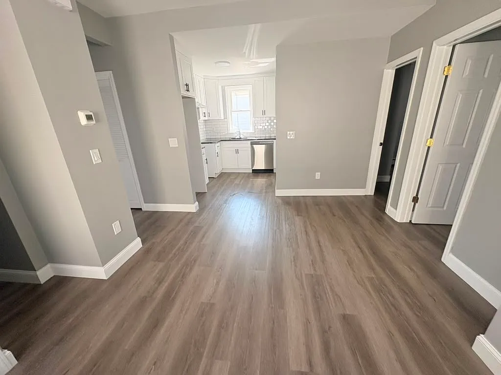 3 bed, $2,850 — Photo 1
