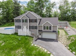 39 Maple Ridge Rd, Methuen, MA 01844