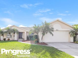 593 Lagoon Dr, Oviedo, FL 32765