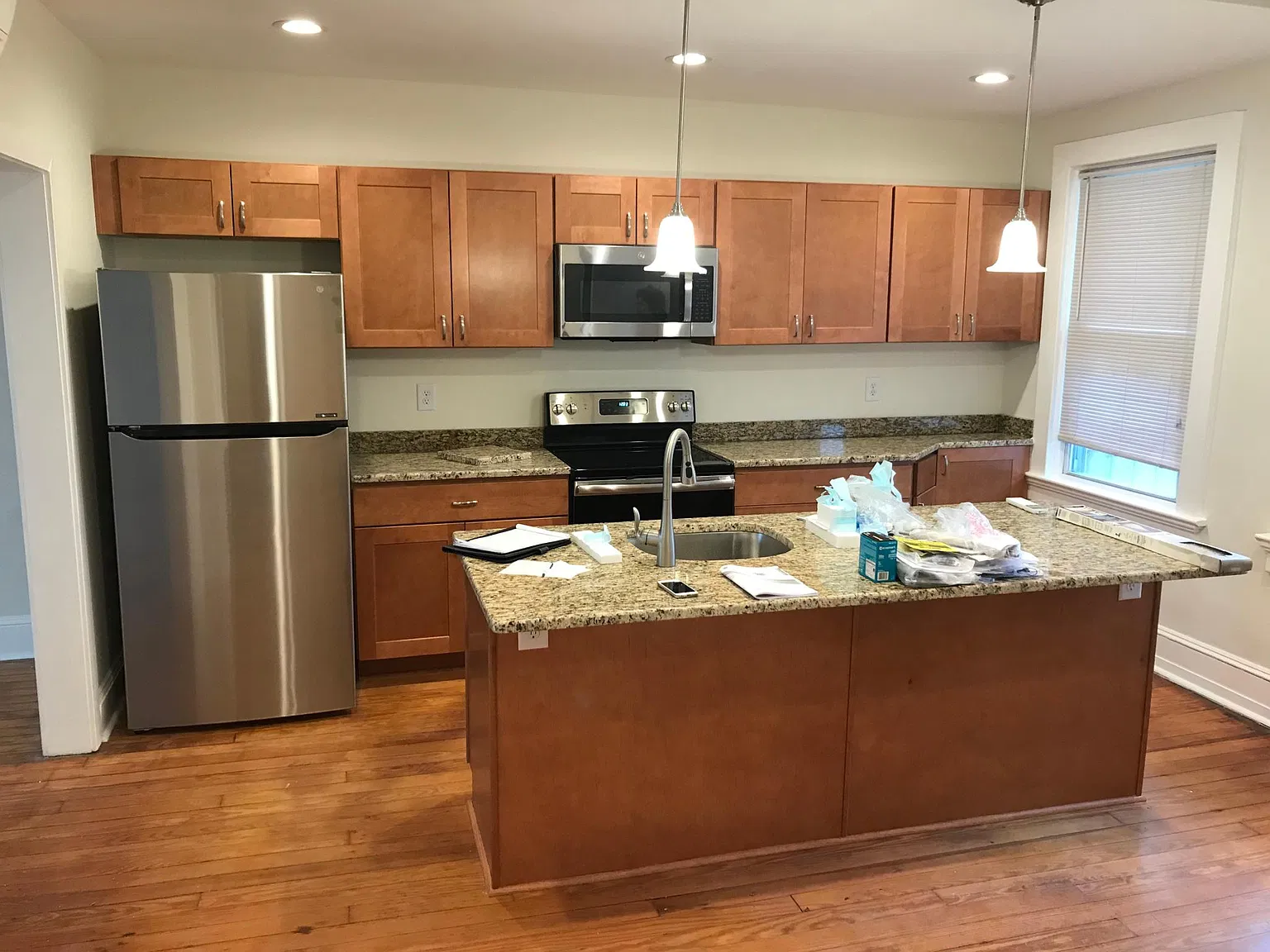 2 bed, 1.5 bath, 1248 sqft, $1,950 — Photo 3