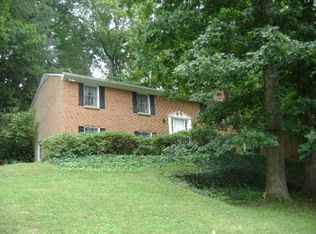2228 Brandywine Dr, Charlottesville, VA