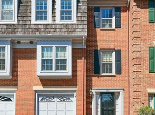 5149 Heritage La, Alexandria, VA 22311