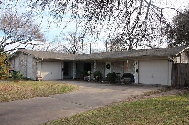 1st image of 2211 Kenbridge Dr #A