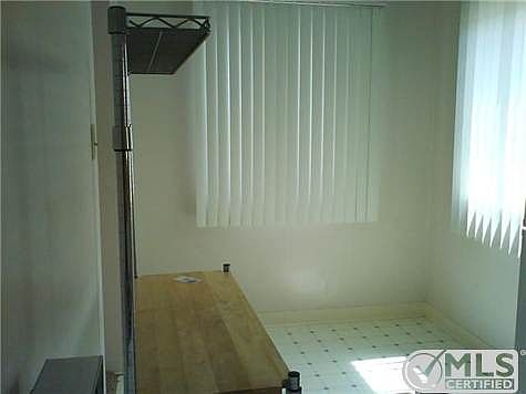 4th image of 1714 Thomas Ave #A