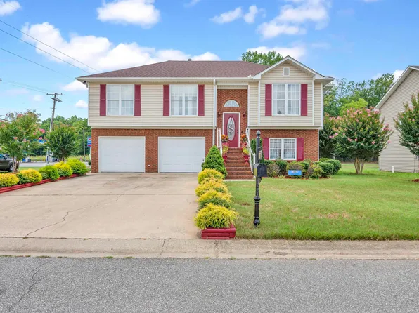 503 Woodhill Cove Dr, Bessemer, AL 35022