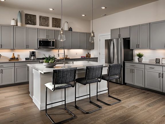 Proclaim Model at Tehaleh- Kitchen