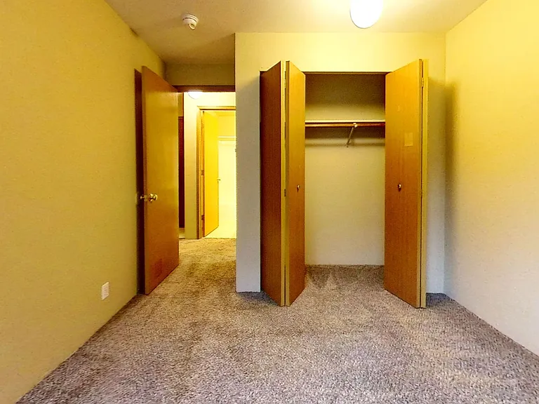 Heather Ridge, 2 Bedrooms, 1 Bathroom Apartments for Rent! — Photo 24