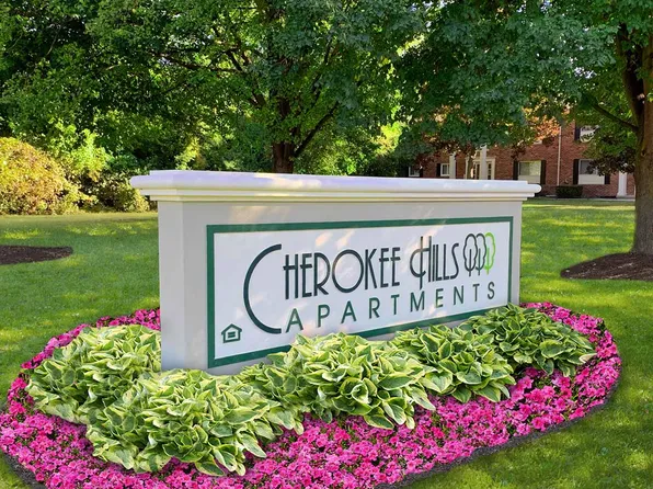 Cherokee Hills Apartments