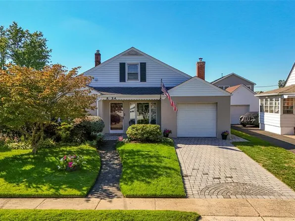 8-24 Fern St, Fair Lawn, NJ 07410