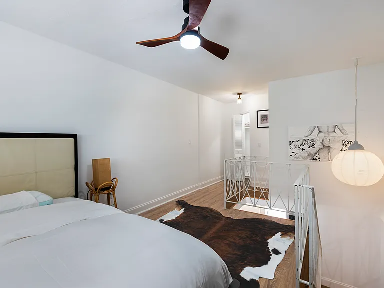 421 NE 68th St #7 — Photo 12