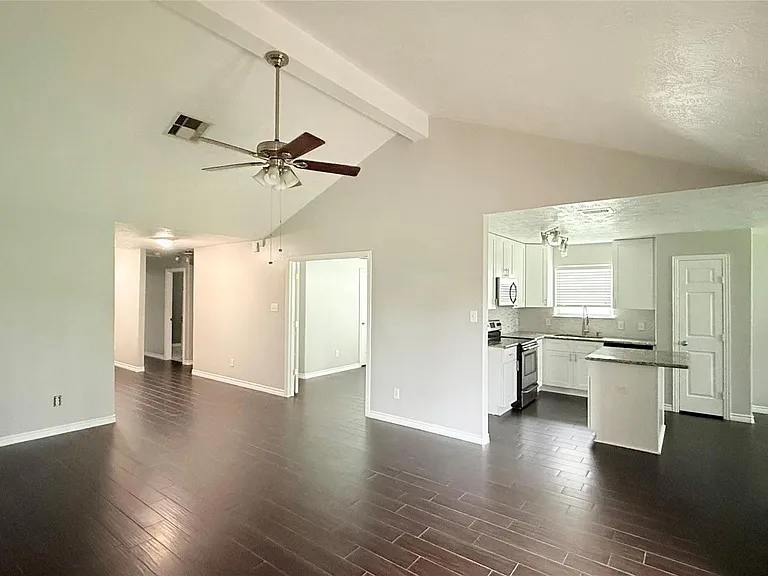 2617 Redfish Dr — Photo 4