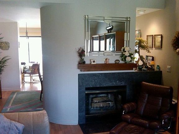 5th image of 230 Lakeside Dr #230