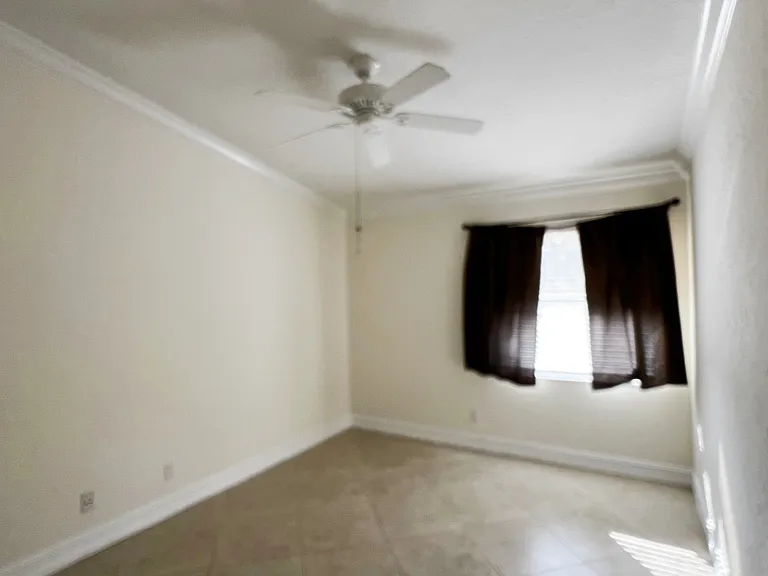 9617 Riverside Dr #6 — Photo 17