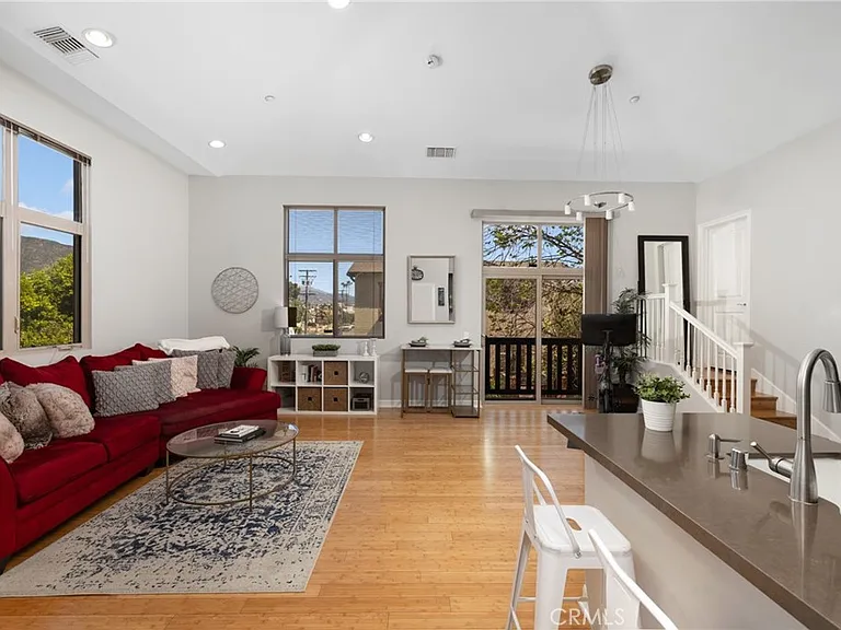 1406 S California Ave #D — Photo 8