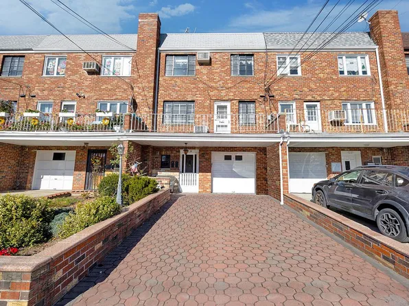 72-19 60th Ave #3, Maspeth, NY 11378