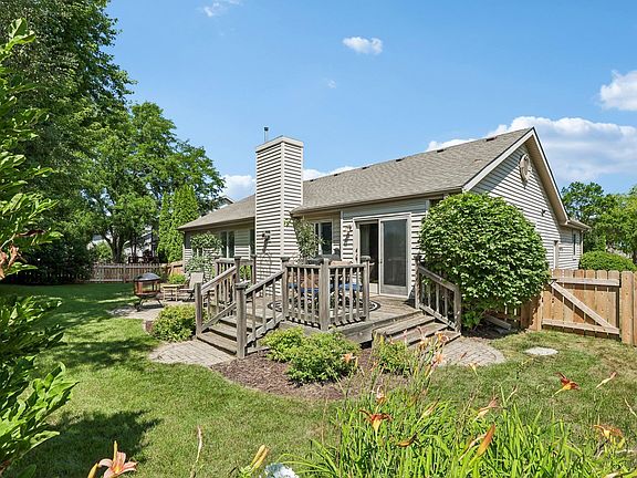 3rd image of 3408 Country Grove Dr