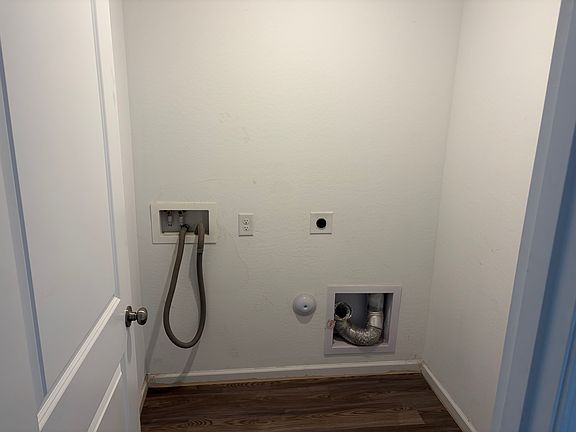 5th image of 1339 W Toltec Dr