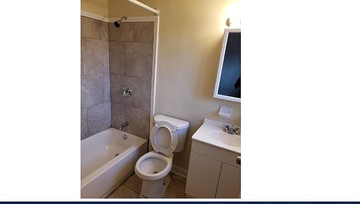 2nd image of 1928 Grand Ave APT 2