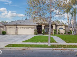 11408 Crabbet Park Dr, Bakersfield, CA 93311