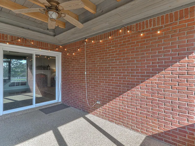 1236 Hunters Point Ln — Photo 40