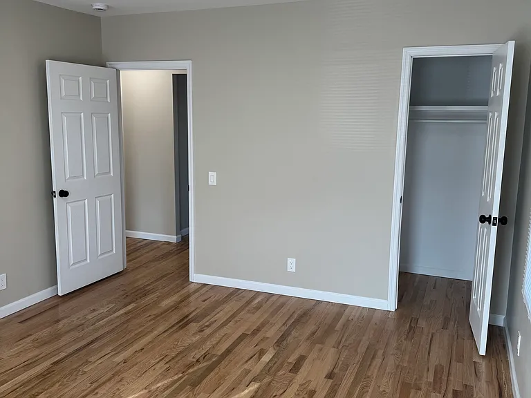 3301 Olinville Ave #2 — Photo 10