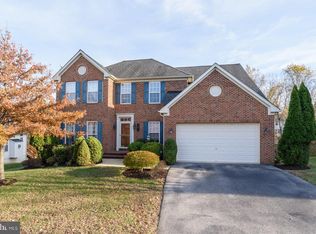 307 Potomac Ridge Dr, Fort Washington, MD 20744
