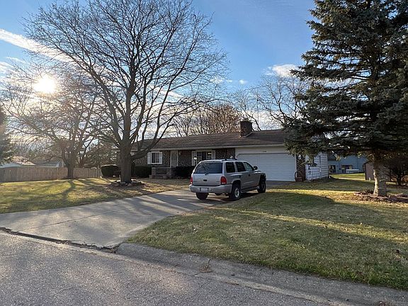 2nd image of 1146 Devenish Ln