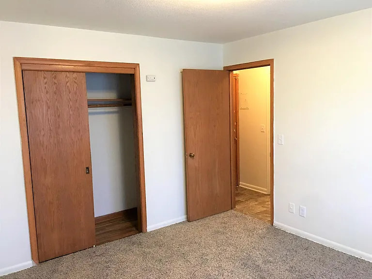 4707 University Ave NE — Photo 40