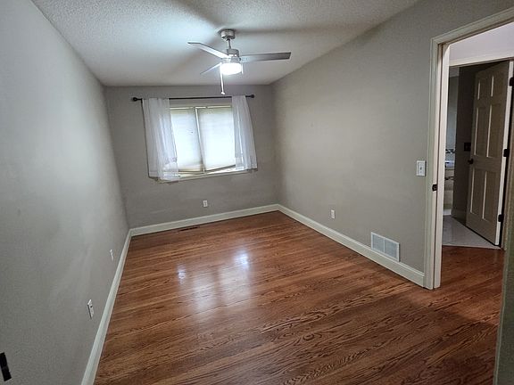 5th image of 5916 151st Ln NW