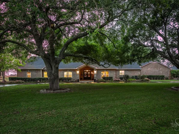 1467 Foster Lake Dr, Richmond, TX 77406