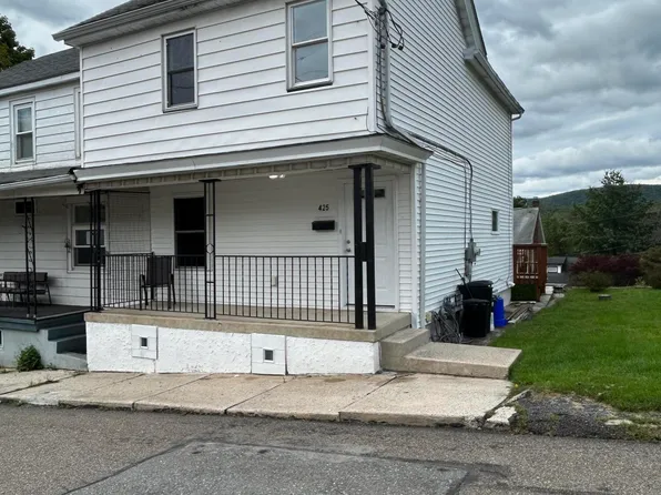 425 Oak St, Jim Thorpe, PA 18229