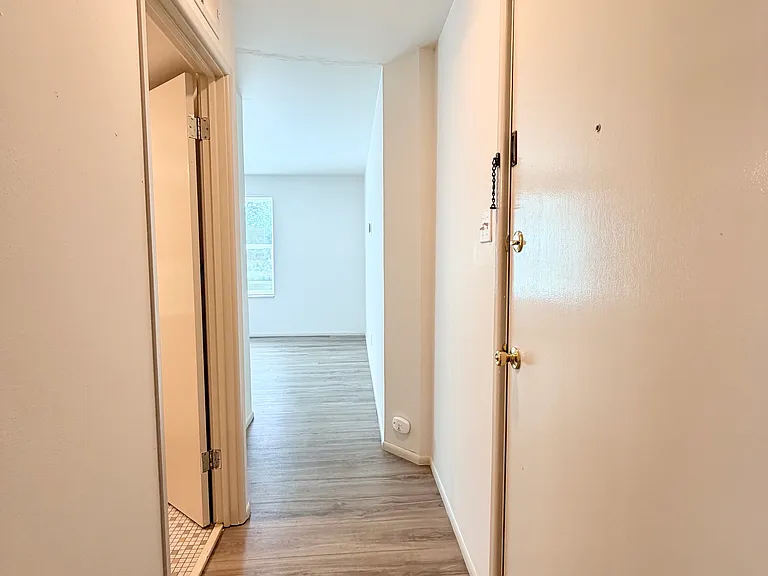 4109 Germania St #1B — Photo 8