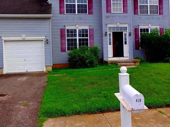 428 Christiana River Dr, Clayton, DE 19938