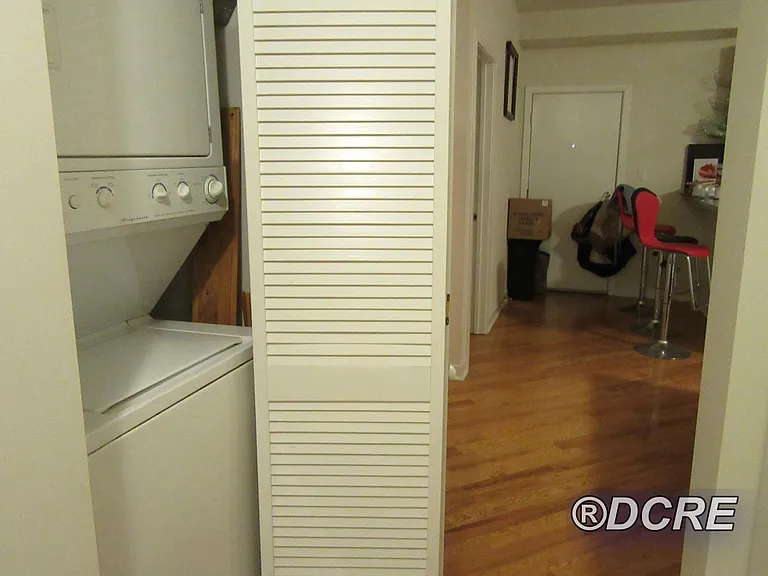 7605 N Bosworth Ave #2E — Photo 4