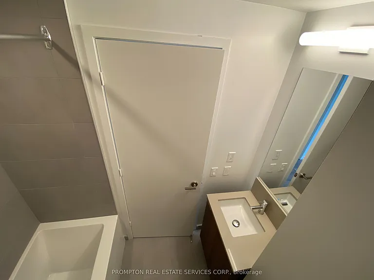 7890 Jane St #801 — Photo 9