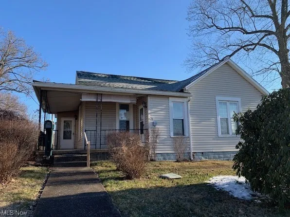 424 Eastern Ave, Woodsfield, OH 43793