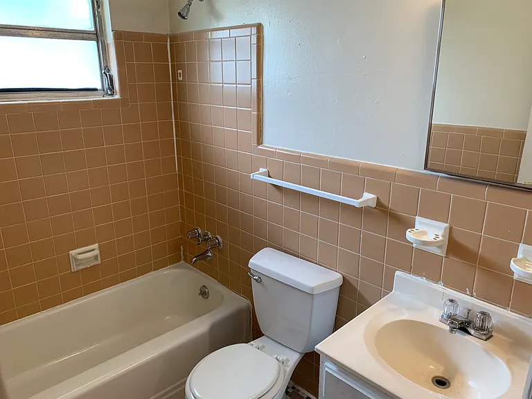 3339 Old Montgomery Hwy #C — Photo 41