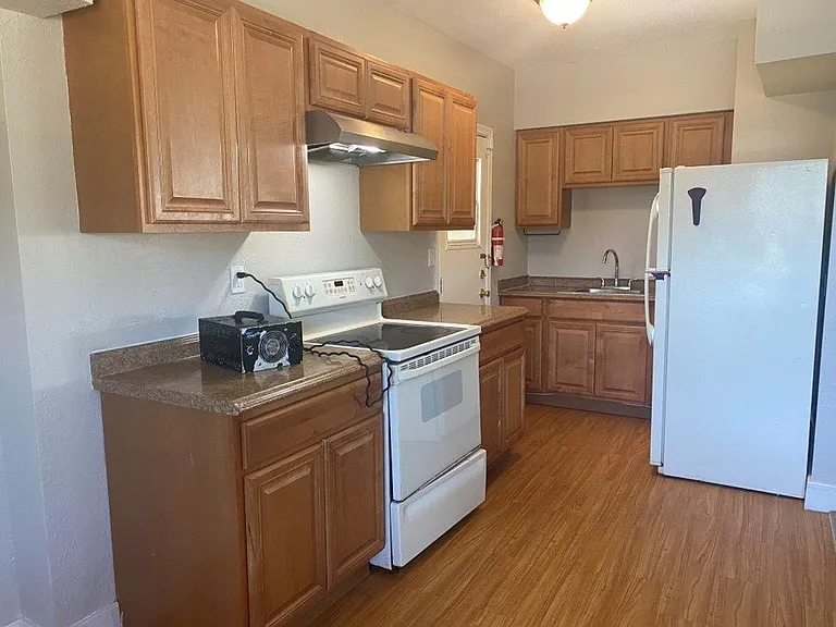 741 W Osceola St — Photo 4