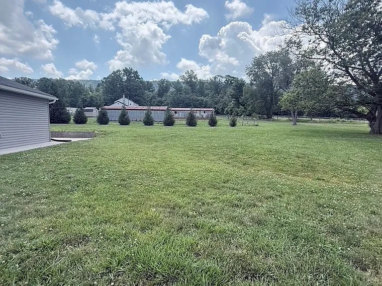 8690 State Highway 25 — Photo 28
